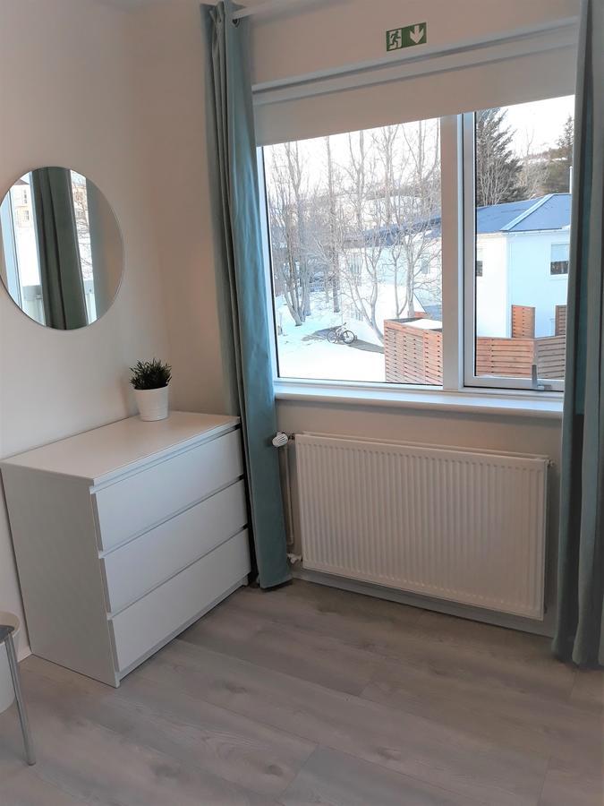 Húsavík Post-Plaza Guesthouse מראה חיצוני תמונה