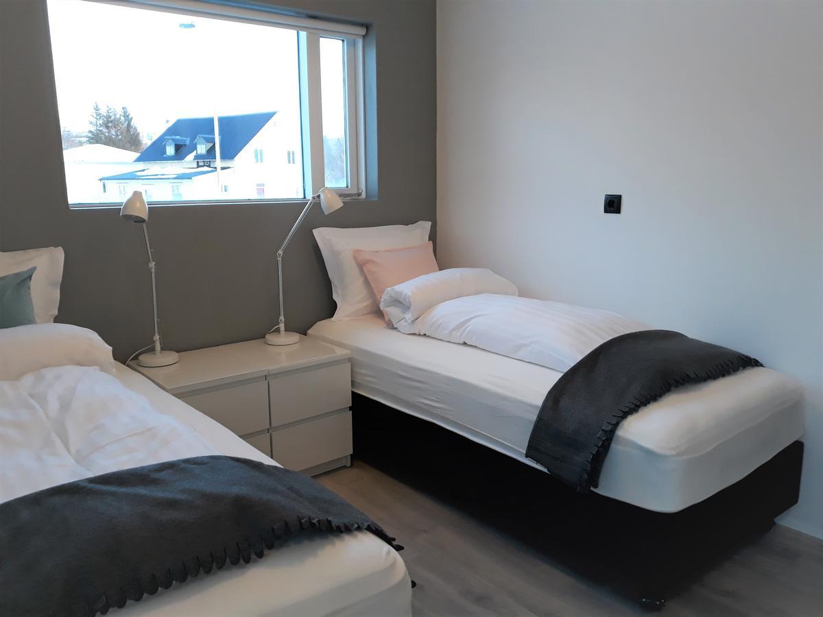 Húsavík Post-Plaza Guesthouse מראה חיצוני תמונה