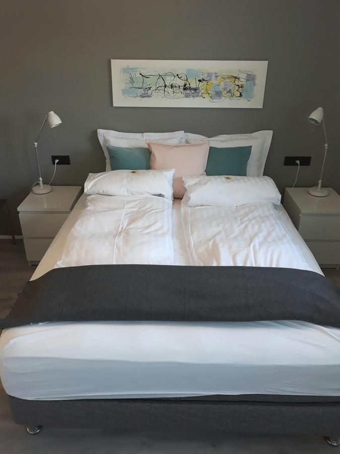 Húsavík Post-Plaza Guesthouse מראה חיצוני תמונה
