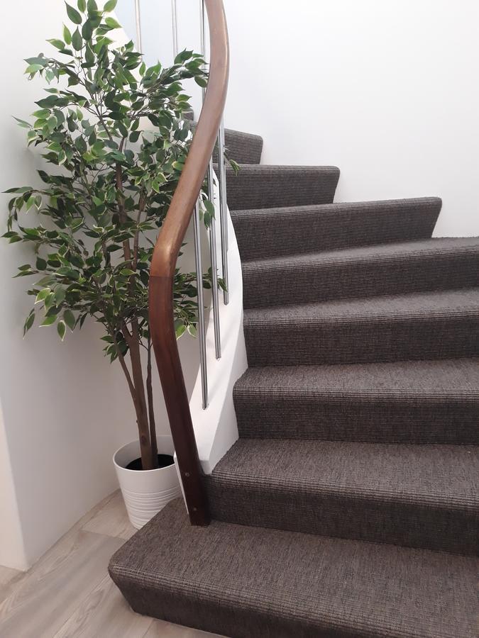 Húsavík Post-Plaza Guesthouse מראה חיצוני תמונה